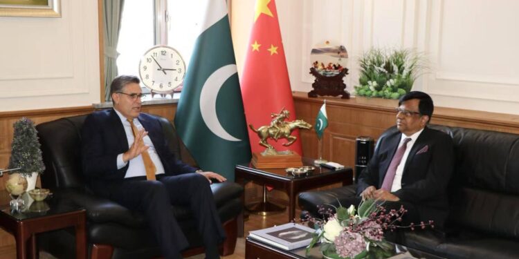 Pakistan, Bangladesh envoys discuss ties with China