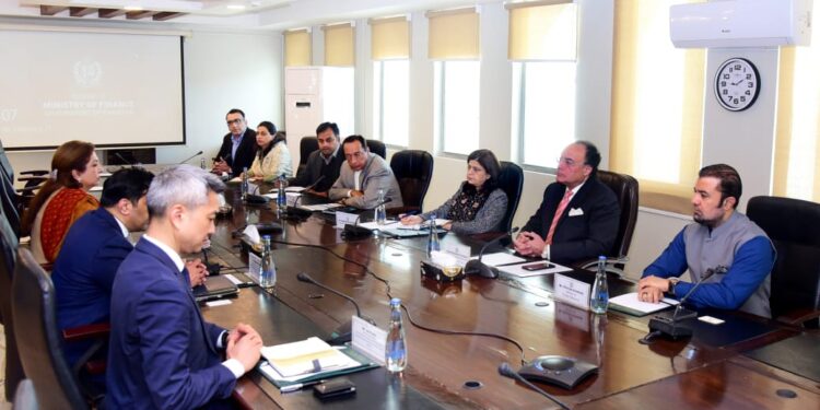 Pakistan, MIGA strengthen investment cooperation