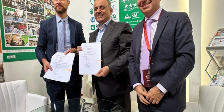 Pakistan, International Road Assessment Program sign landmark agreement