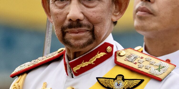 Sultan of Brunei arrives in Beijing for state visit