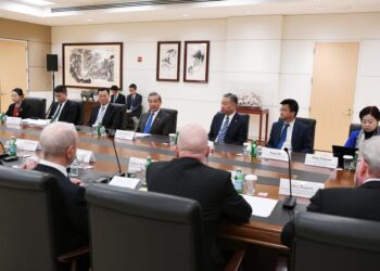 Wang Yi urges China, U.S. to find constructive approach