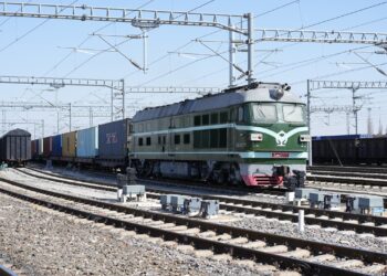 Xinjiang rail ports handle over 90,000 China-Europe freight trains