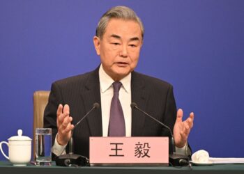 China willing to uphold multilateralism with France, Wang Yi