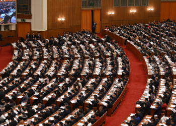 Chinese legislators review the Supreme People's Court's work report
