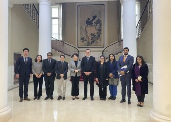 Pakistan, China to strengthen think tank and academic ties