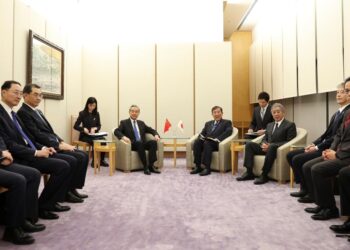 China, Japan seek strengthened mutual trust