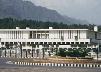 At least 27 bureaucrats have been promoted to Grade 22