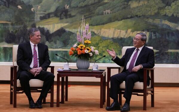 Chinese Premier meets U.S. Senator Steve Daines