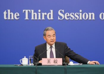 Wang Yi says "high fences and small yards" cannot impede tech progress in China