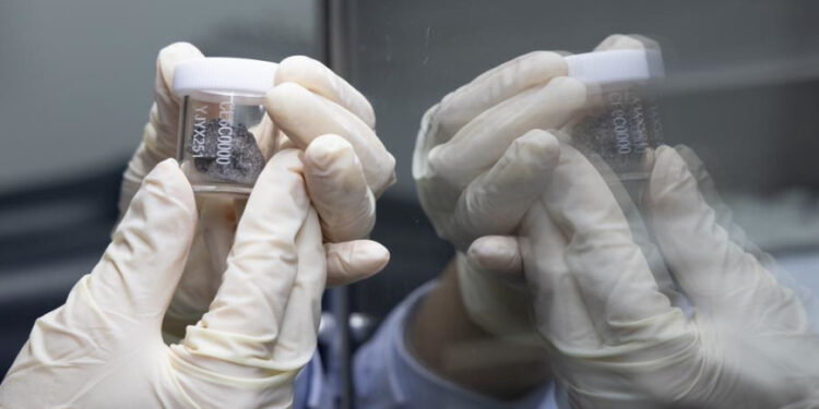 China showcases lunar samples in an exhibition in Beijing