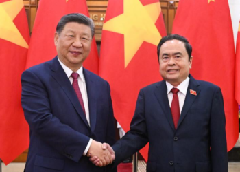 Xi urges China, Vietnam to jointly move towards modernization