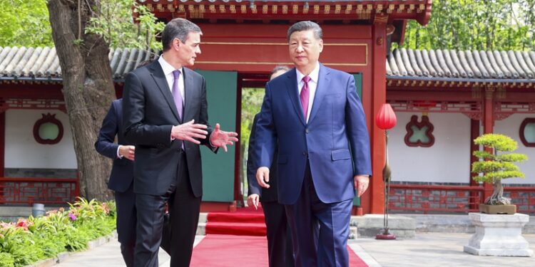 Xi Jinping Meets with Spanish Prime Minister Pedro Sánchez