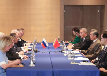 Wang Yi calls for stronger China, Russia cooperation within BRICS