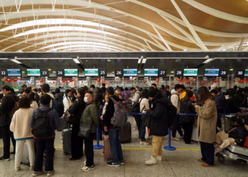 China issues travel advisory for outbound tourists to U.S.