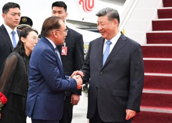 Xi reaches Kuala Lumpur for state visit