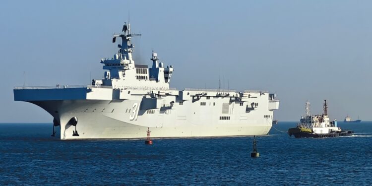 PLA Navy unveils warships nationwide for upcoming 76th Anniversary