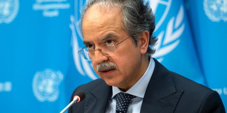 Pakistan's envoy reiterates defense readiness at UN