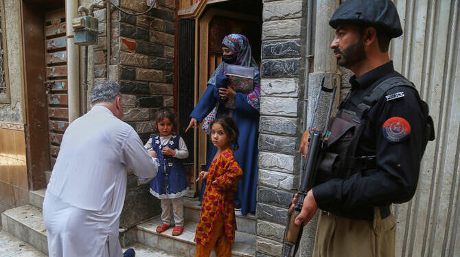 Polio team attacked in Nushki, one police officer martyred