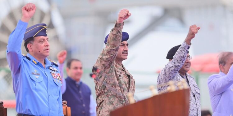Field Marshal Asim Munir honors Pakistan’s brave defenders