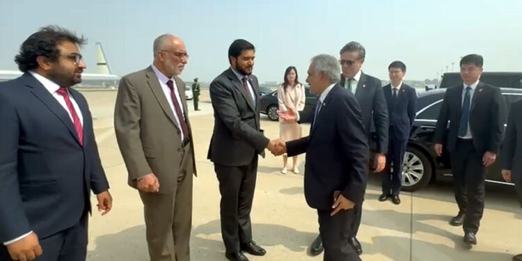 DPM Ishaq Dar concludes three-day visit to China