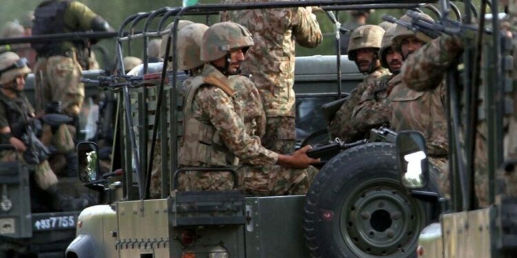 Soldier martyred, 8 terrorists killed in KP IBOs