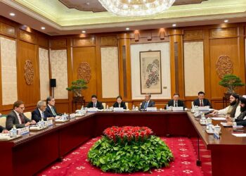 Pakistan, China, Afghanistan FMs hold trilateral meeting