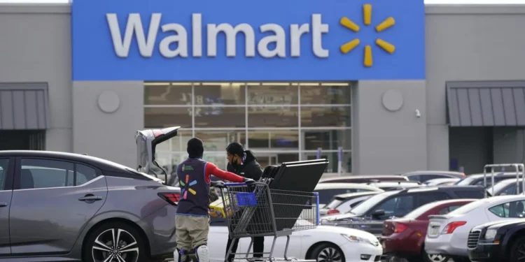 Walmart resumes sourcing from China amid tariff strain