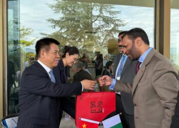 Pakistan, China to deepen health cooperation