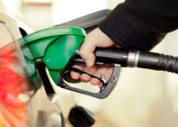 Petrol Price in Pakistan lowered for first half of May 2025
