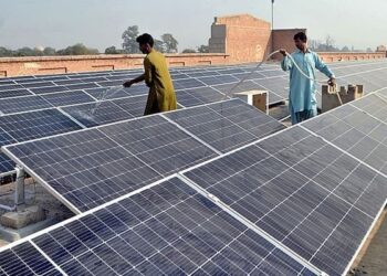 Pakistan surpasses G20 nations in solar imports from China