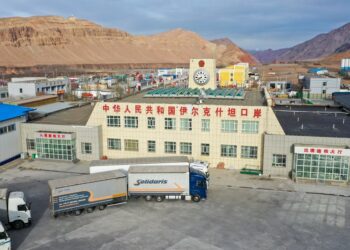 China's NW Port begins 24-hour freight operations