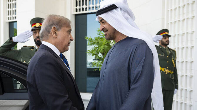 Pakistan, UAE pledge closer cooperation for peace