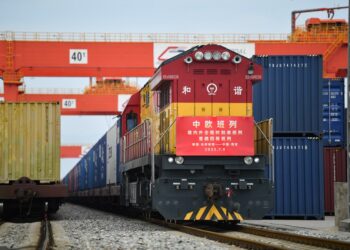 China-Europe freight trains on full timetables mark 1000 trips