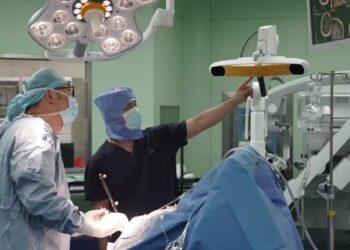 China trials brain-computer interface for paralysis
