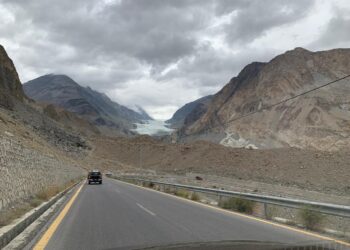 Pakistan reveals growth under CPEC in Economic Survey