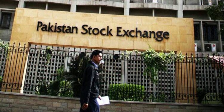PSX crosses 125,000 mark for the first time in history