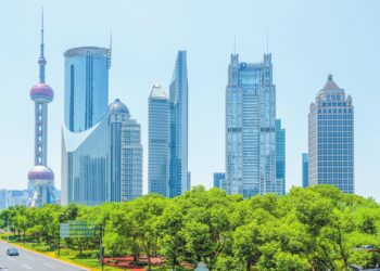 130 Chinese firms in the 2025 Fortune 500
