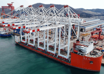 China’s GDP grows 5.3% in H1 2025