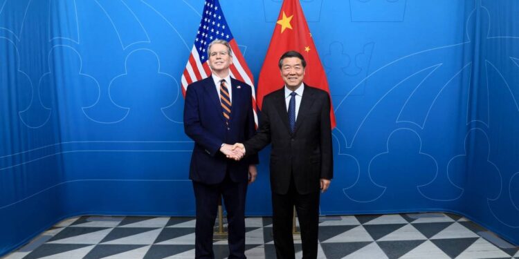 China, U.S. Conclude First Day of Trade Talks