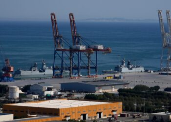 First Bangladeshi cargo ship set to dock at Gwadar