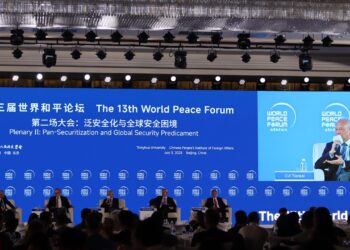 Global leaders call for dialogue at 13th World Peace Forum in Beijing
