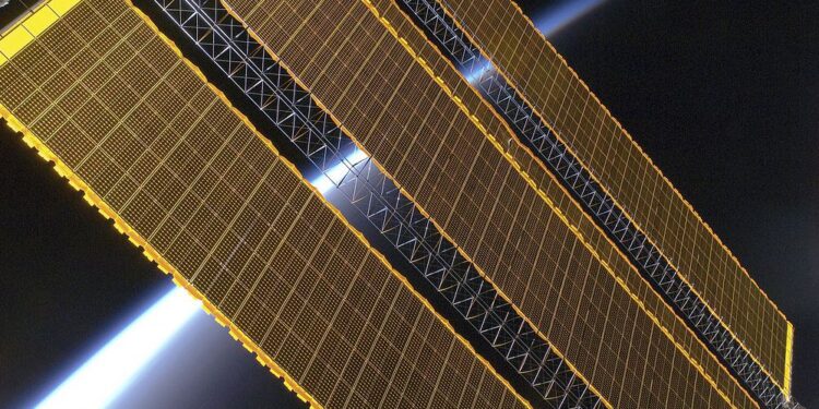 Chinese GalaxySpace unveils Rollable Solar Panels for Satellites