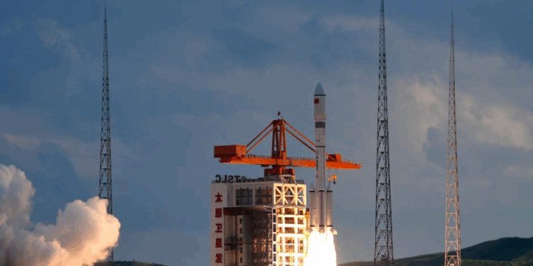 China Deploys Fifth Internet Satellite Group in Orbit