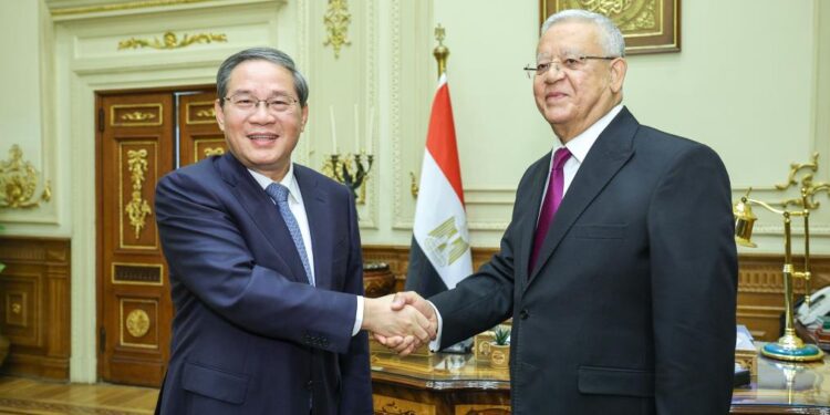 China to strengthen trade, investment ties with Egypt