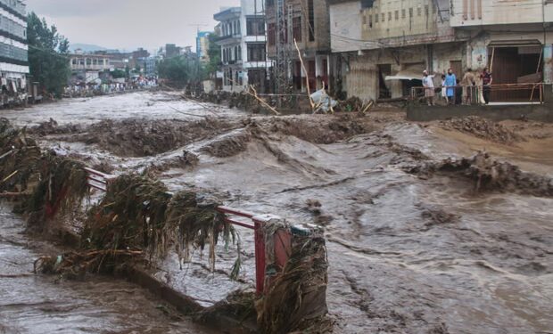 NDMA Warns Pakistan of Heavy Rains, Flooding Till Aug 30