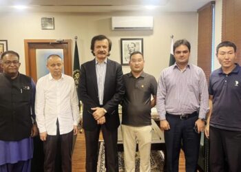 Pakistan, China explore EVs, batteries, drones cooperation