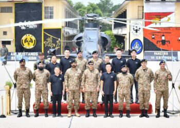 COAS inducts Z-10ME, reviews Multan Garrison readiness