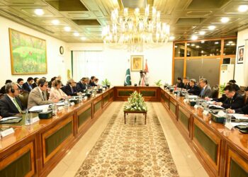 Pakistan, China Vow to Advance CPEC Phase-II