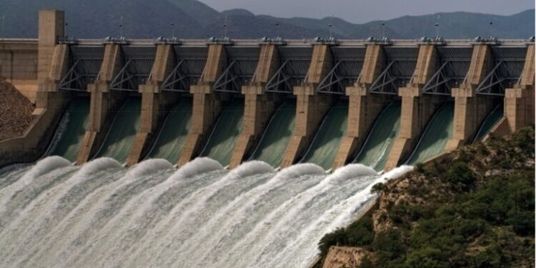 IRSA Releases 381,300 Cusecs Water from Dams