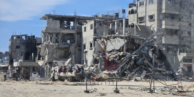 Pakistan Condemns Israeli Airstrikes on Nasser Hospital